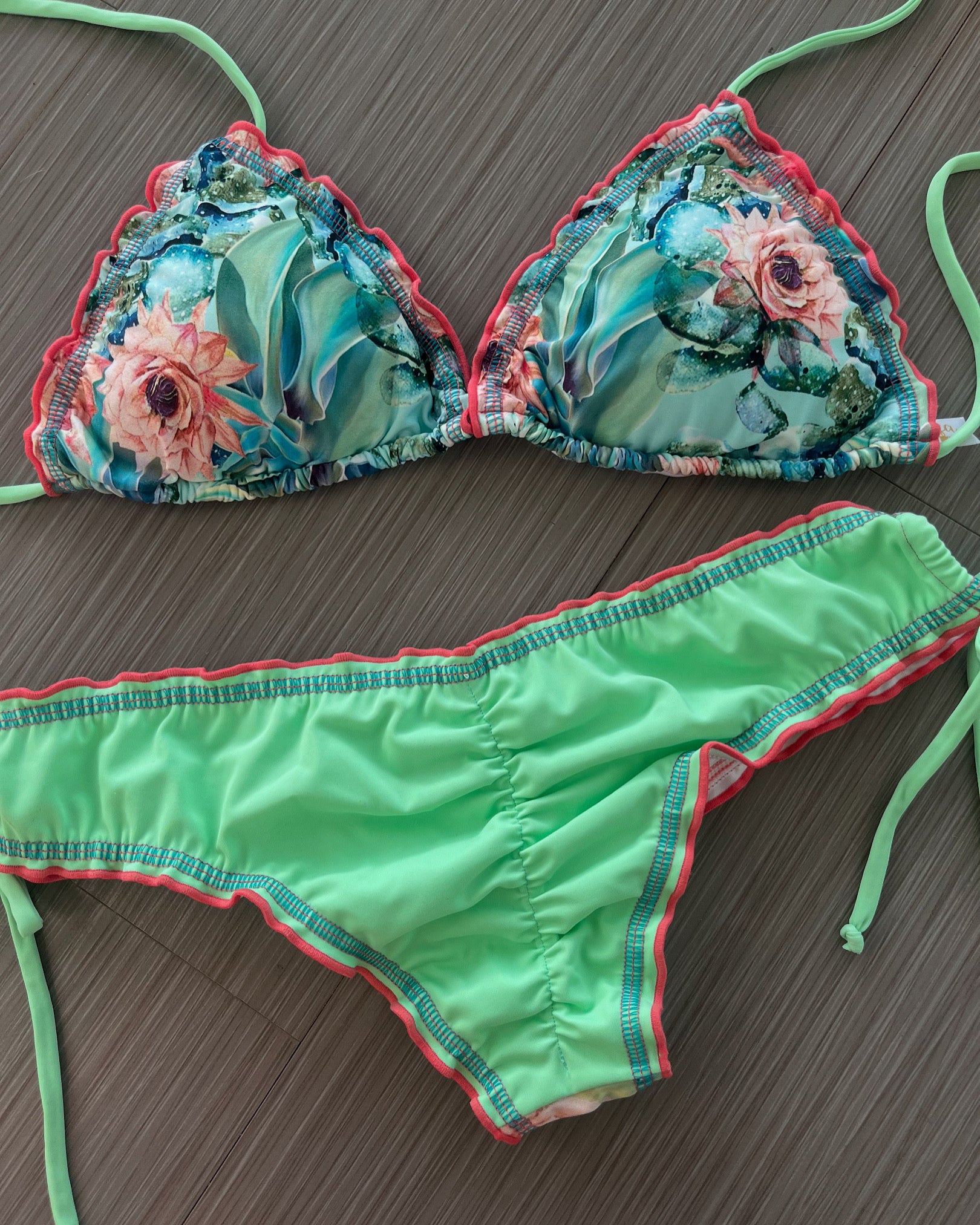 Sweet flower bikini